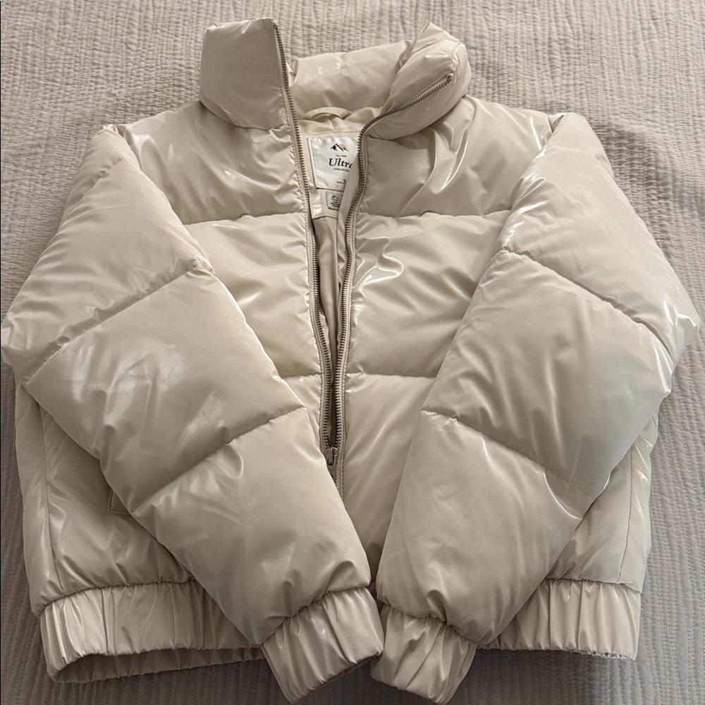 Abercrombie Ultra Mini Puffer in Ivory - Picture 5 of 10